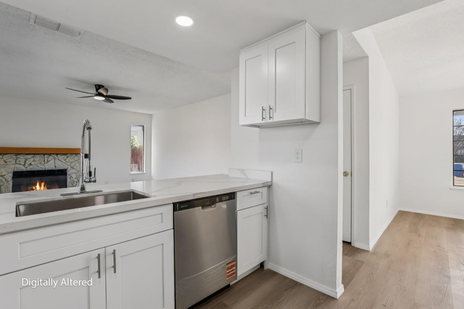 3985 Limestone Way Sacramento, CA 95823 - Photo 14 of 30