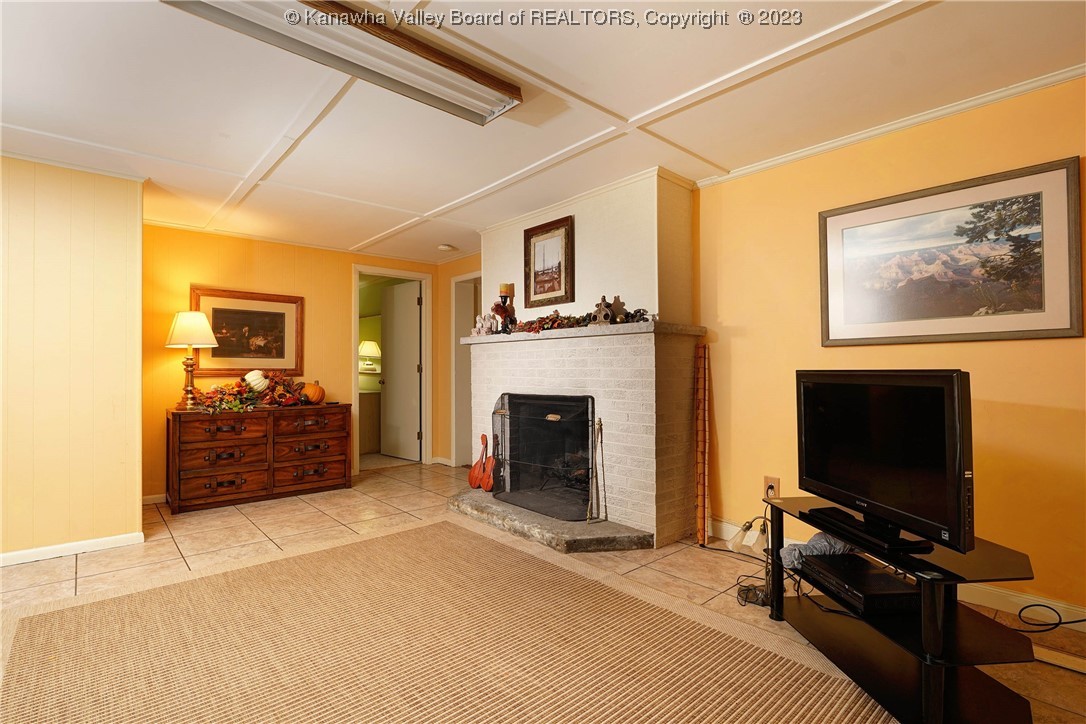 508 Woodcliff Road Charleston, WV 25314 - Photo 35 of 43 Rec room downstairs.