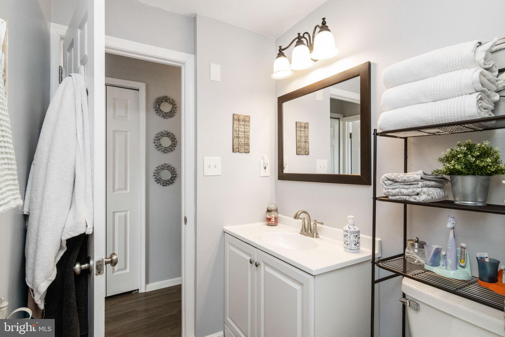 8706 Roper Road Baltimore, MD 21234 - Photo 33 of 42 Full bathroom