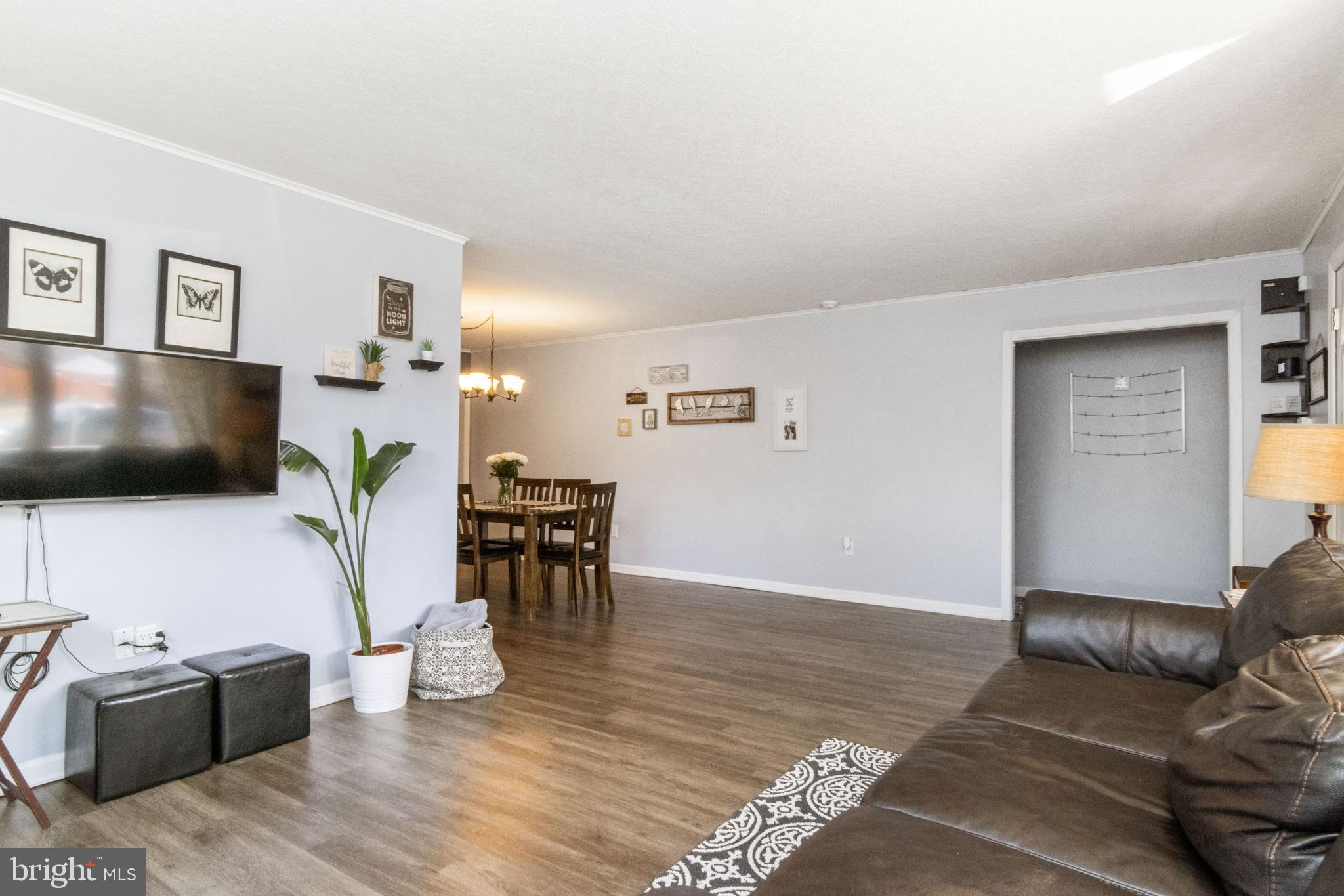 8706 Roper Road Baltimore, MD 21234 - Photo 7 of 42 Gallery Image 7