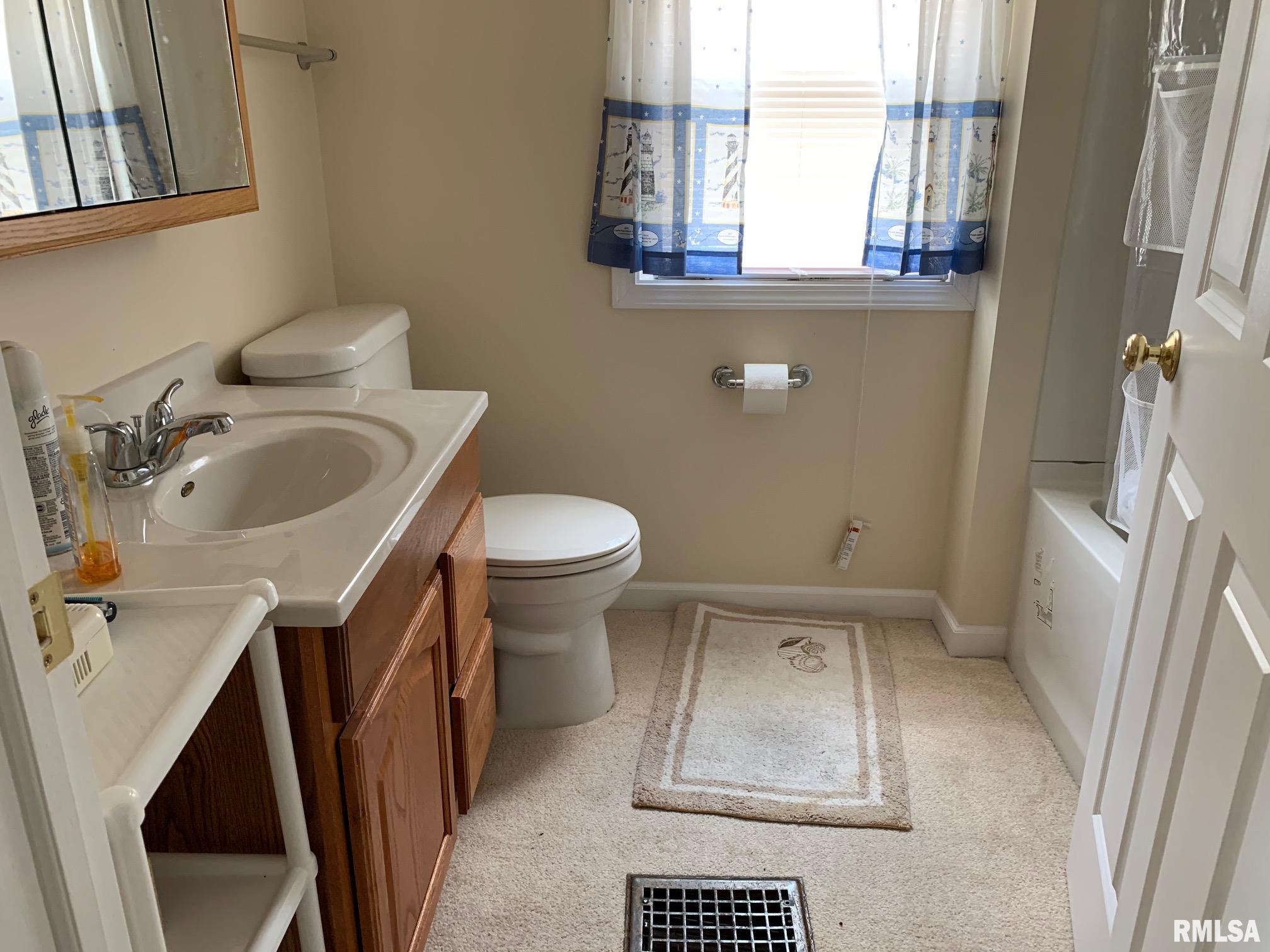 2352 South 10th Street Springfield, IL 62703 - Photo 8 of 16