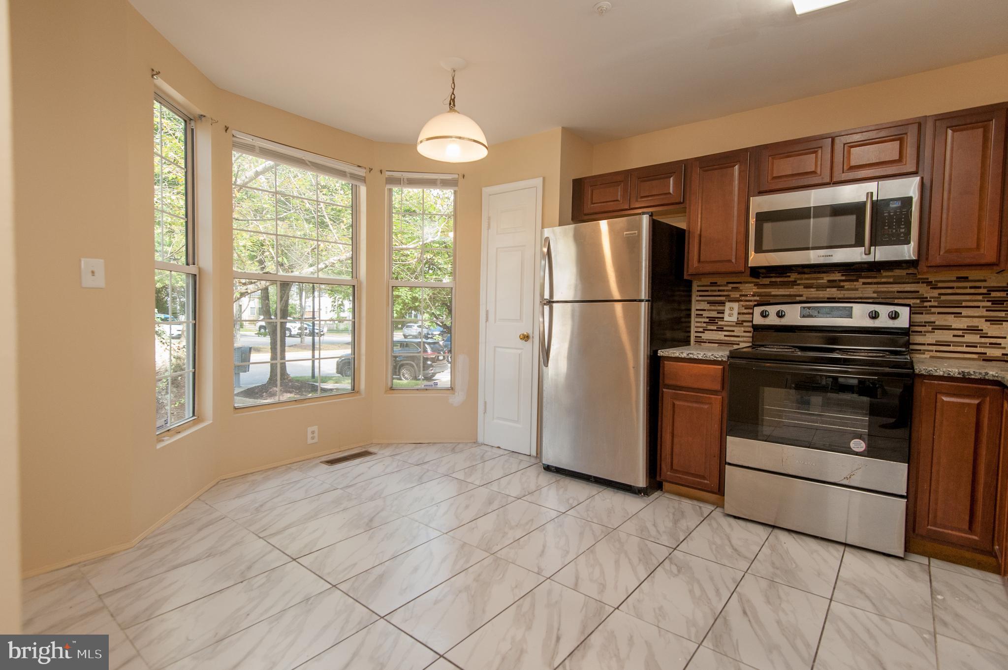 10749 Kitchener Court Bowie, MD 20721 - Photo 12 of 47