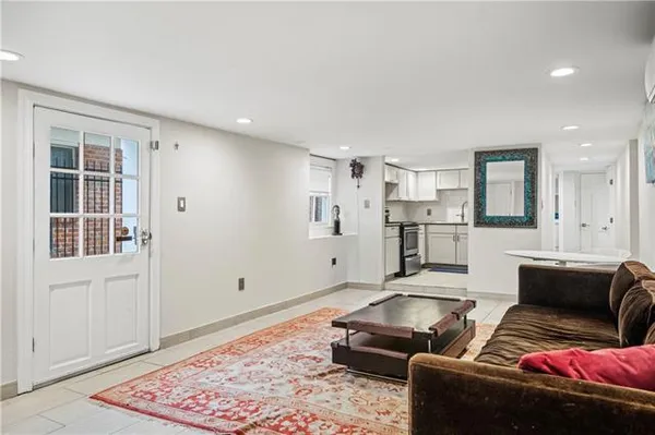 $2,350 | 2429 Octavia Street, New Orleans, LA 70115