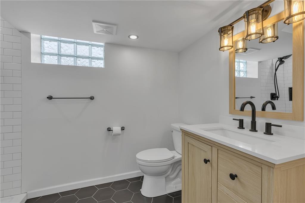 314 Spruce Street Beaver, PA 15009 - Photo 14 of 17