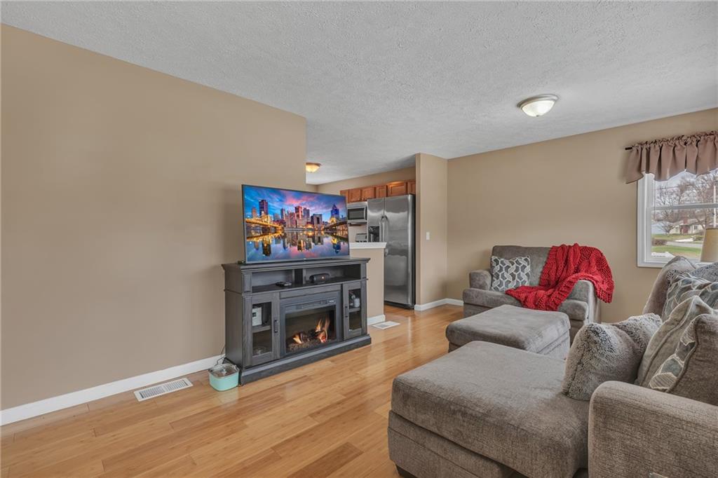 314 Spruce Street Beaver, PA 15009 - Photo 4 of 17