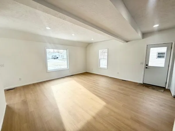 $154,900 | 515 East Spring Street, Redwood Falls, MN 56283