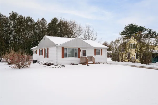 $230,000 | 111 Coon Prairie Road, Westby, WI 54667