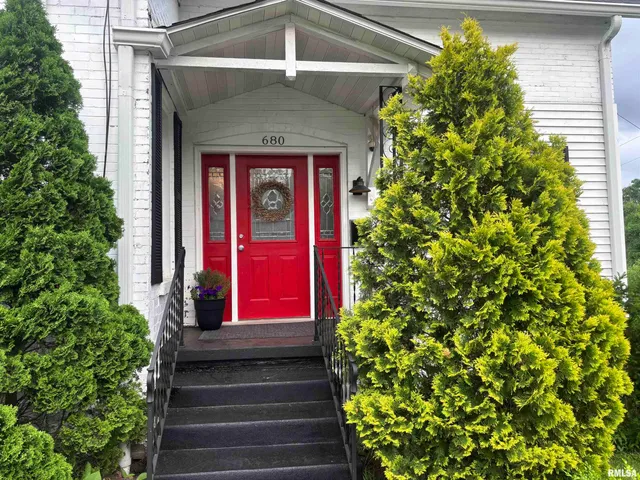 $165,000 | 680 Stratton Street, Chester, IL 62233