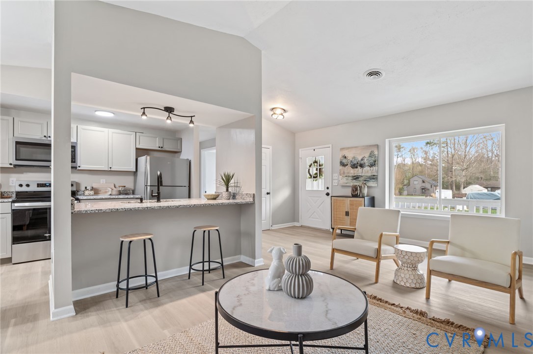 4244 Laurel Oak Road Richmond, VA 23237 - Photo 8 of 48