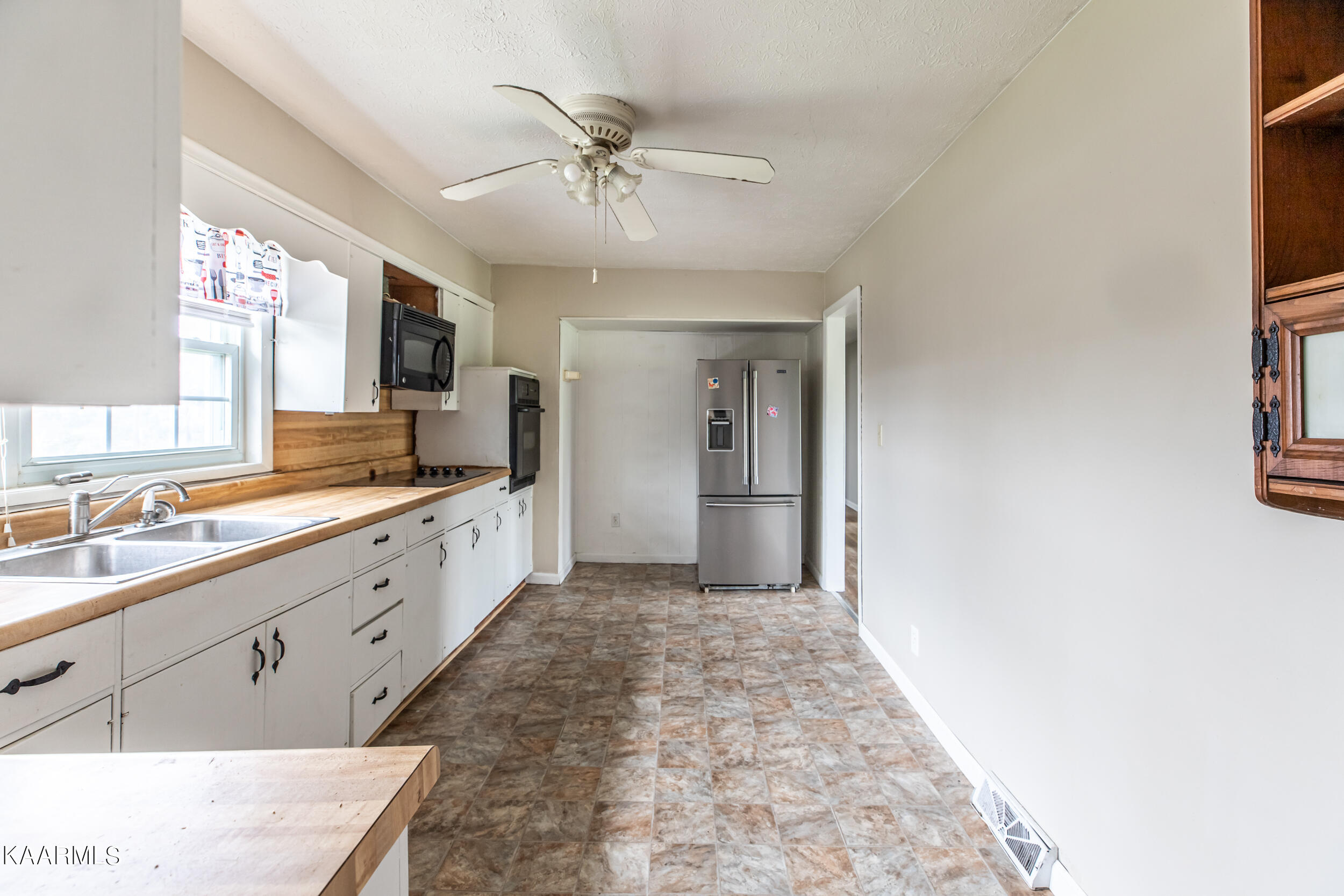 298 Morton Road La Follette, TN 37766 - Photo 8 of 30 Kitchen