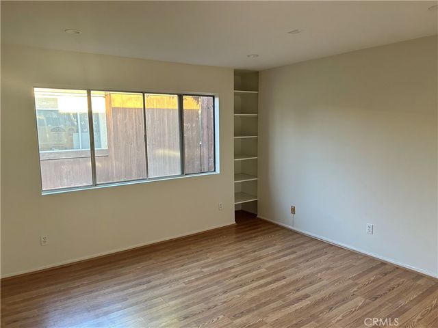 $3,300 | 13112 Moorpark Street, Unit 2, Sherman Oaks, CA 91423