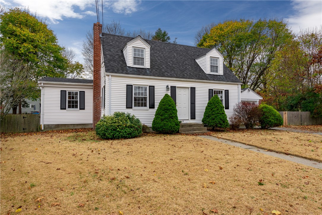 38 Westbrook Road Warwick, RI 02886 - Photo 3 of 26 Gallery Image 3