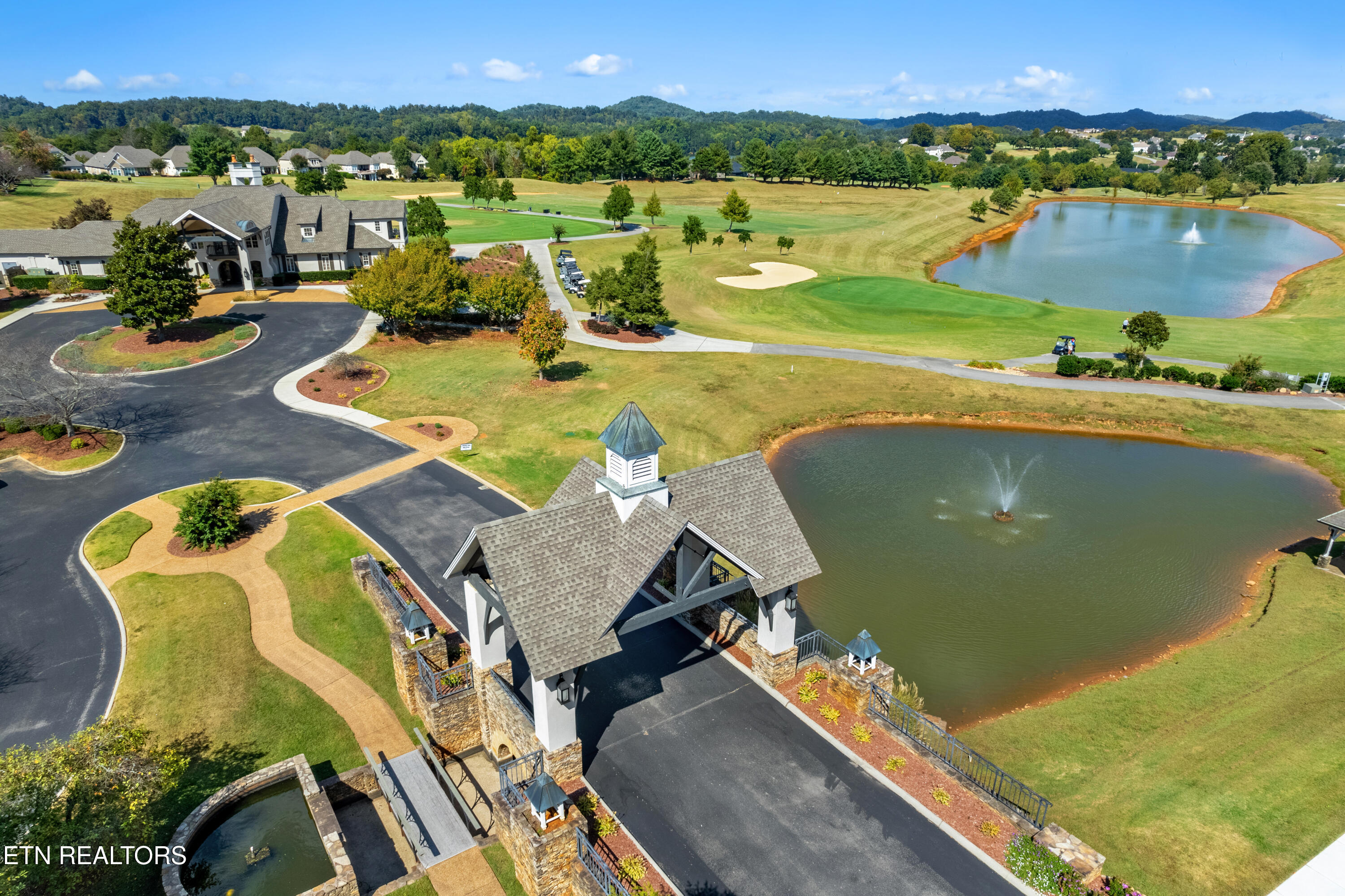 565 Rarity Bay Parkway, Unit 201 Vonore, TN 37885 - Photo 31 of 36 DJI_0500-HDR_1