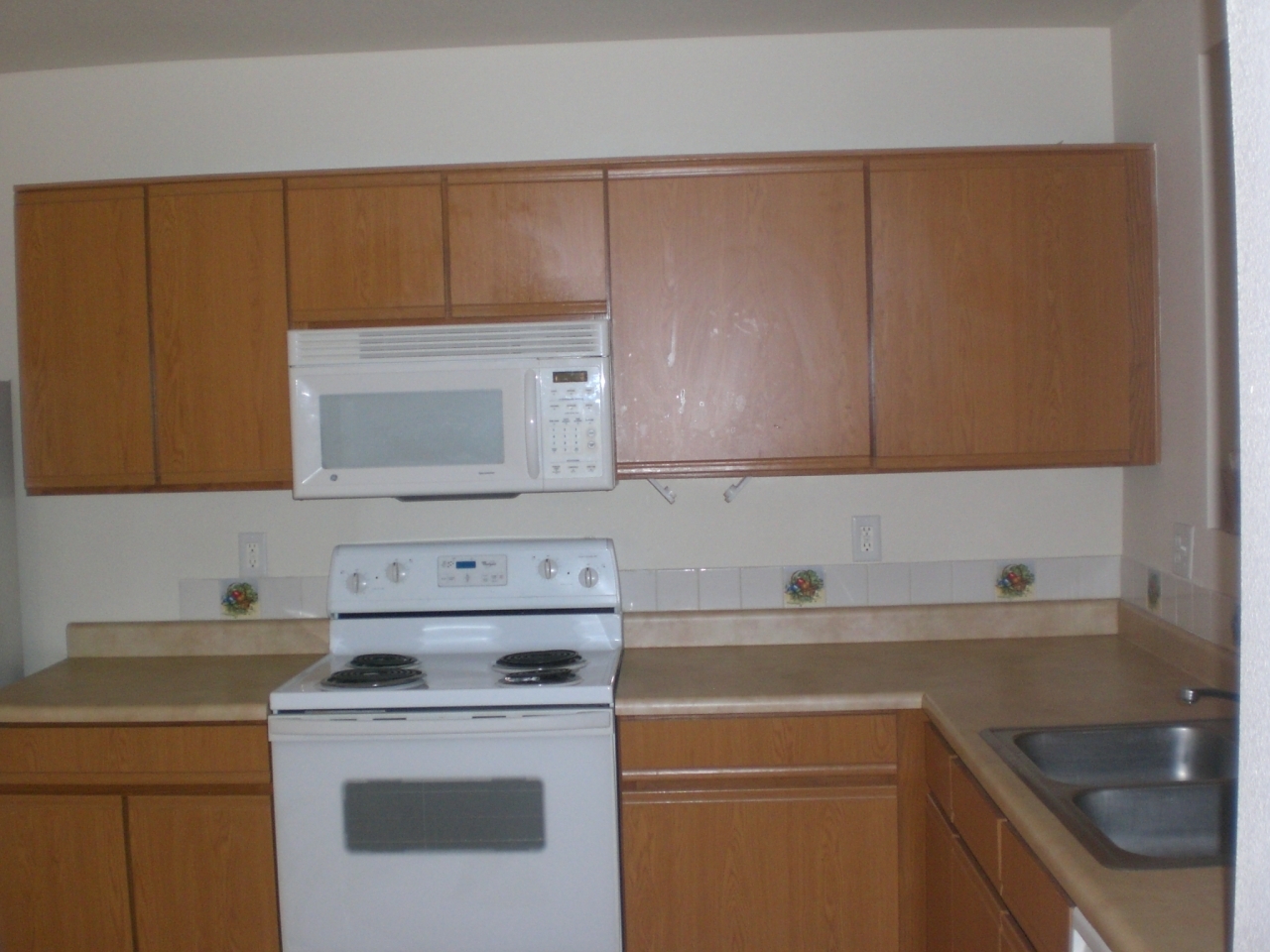 11622 West Bloomfield Road El Mirage, AZ 85335 - Photo 2 of 19 cimg0071