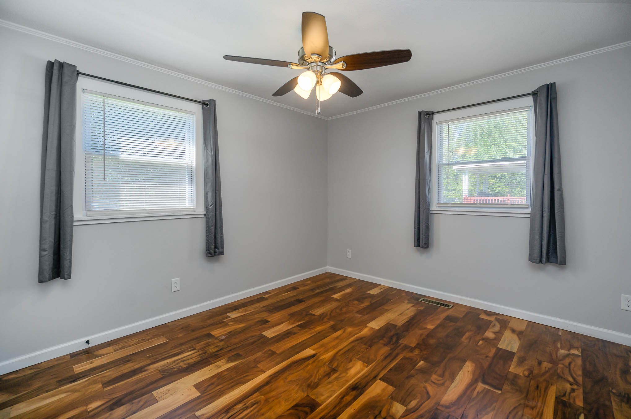 106 Jordan Avenue Mount Pleasant, TN 38474 - Photo 20 of 30 a view of room with window and ceiling fan