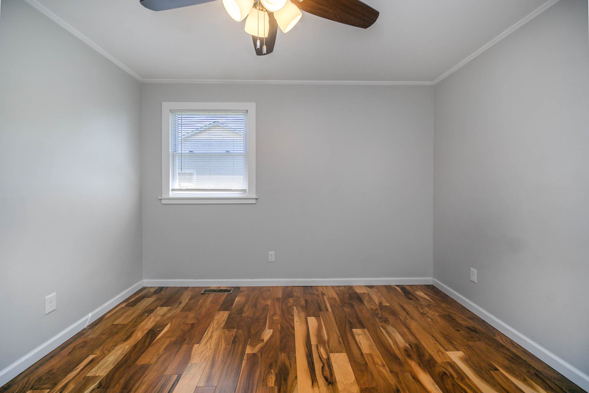 106 Jordan Avenue Mount Pleasant, TN 38474 - Photo 23 of 30 wooden floor in a room