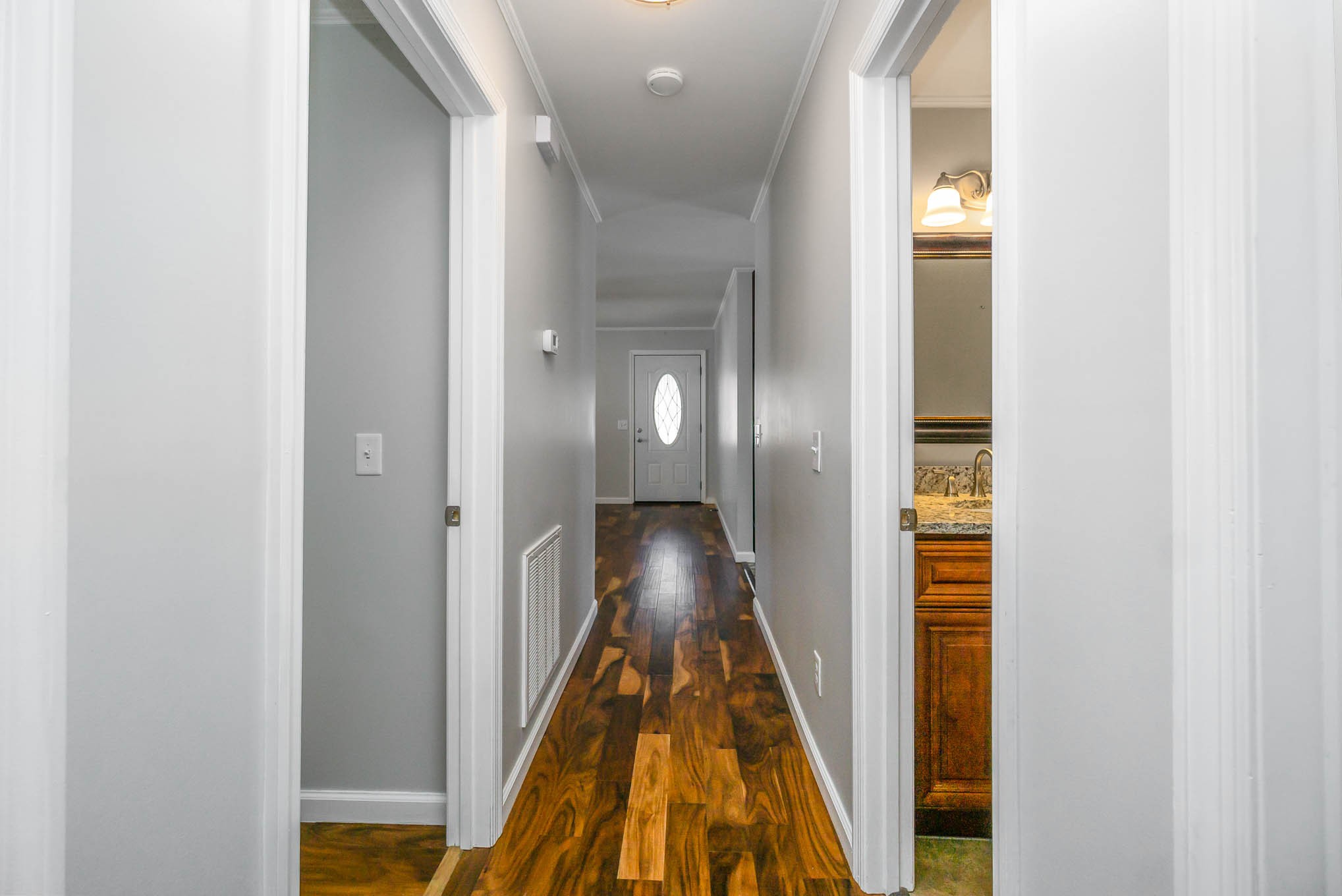106 Jordan Avenue Mount Pleasant, TN 38474 - Photo 25 of 30 a view of entryway