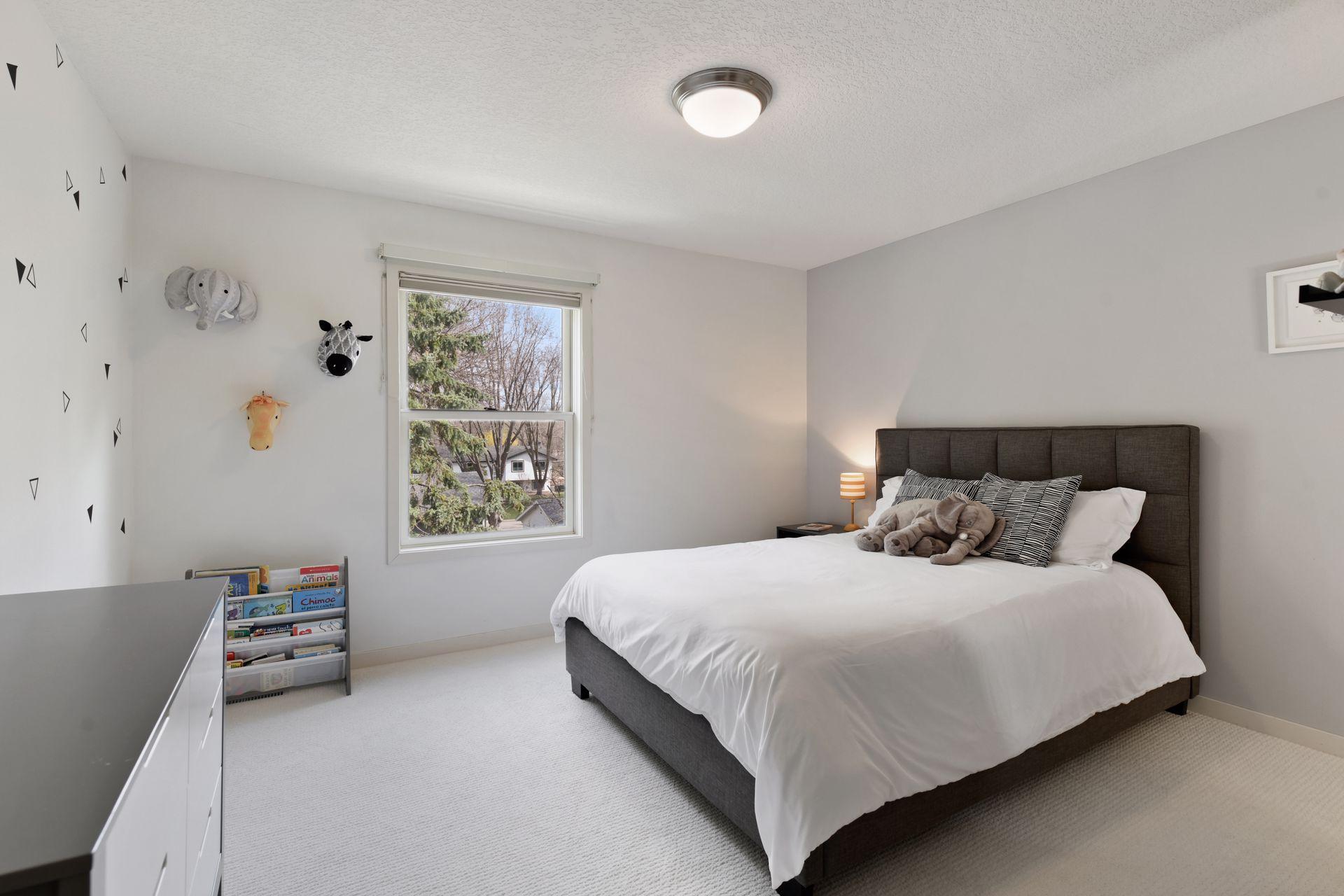 6484 Ivy Way Edina, MN 55436 - Photo 29 of 41