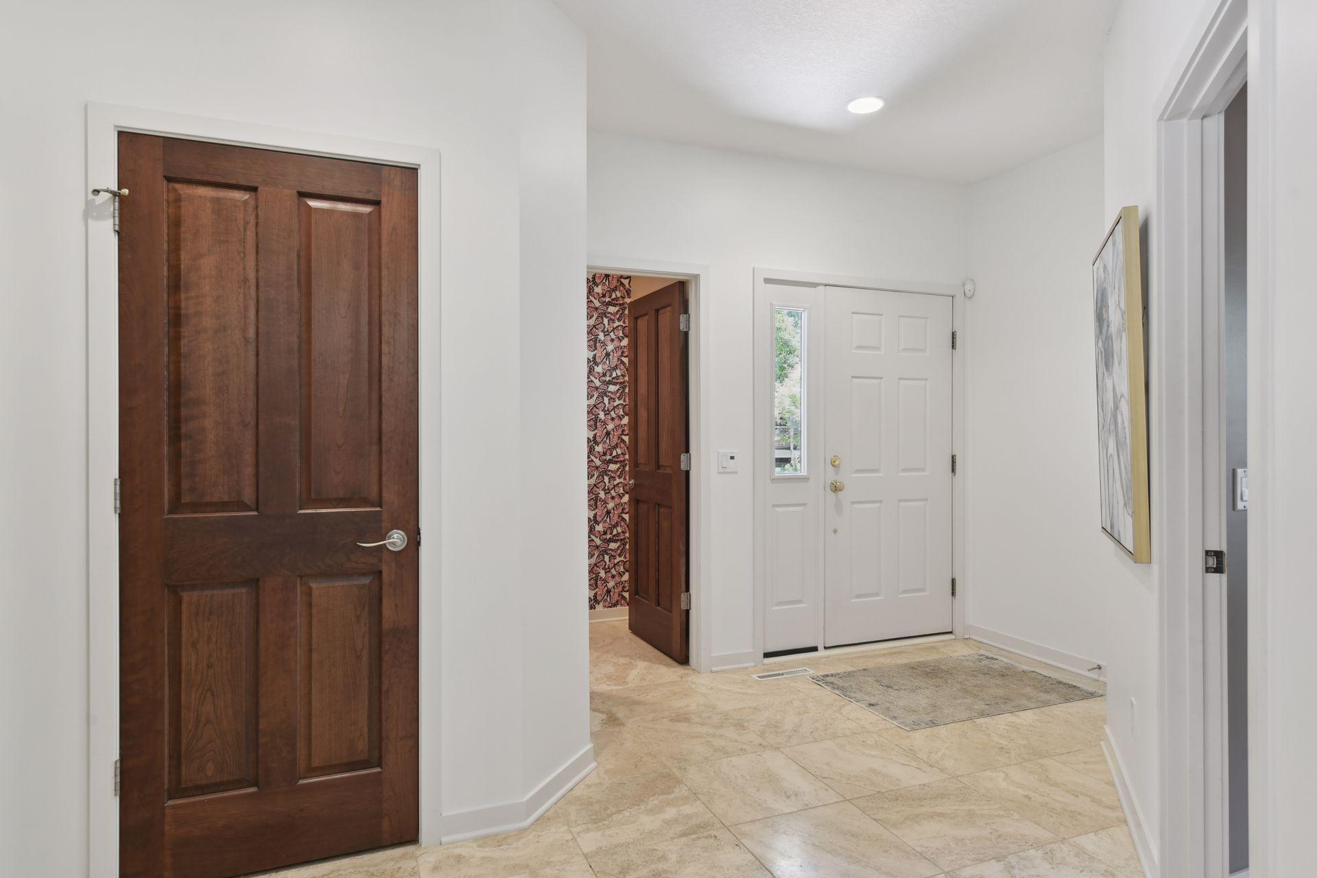 6484 Ivy Way Edina, MN 55436 - Photo 4 of 41