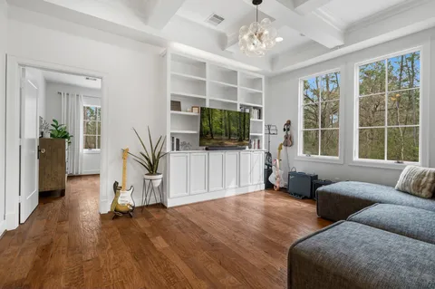 $2,400,000 | 10 Riata Drive, Magnolia, TX 77354