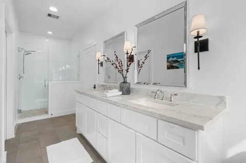 $2,400,000 | 10 Riata Drive, Magnolia, TX 77354