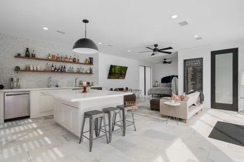 $2,400,000 | 10 Riata Drive, Magnolia, TX 77354