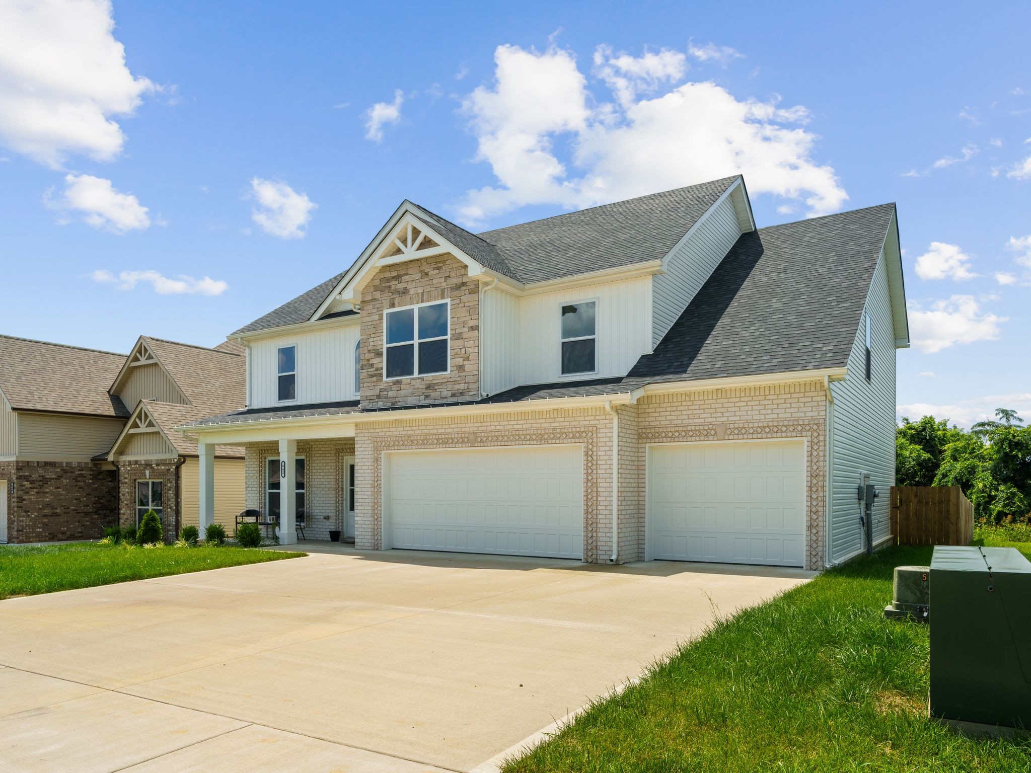 842 Burley Barn Road Clarksville, TN 37042 - Photo 4 of 32