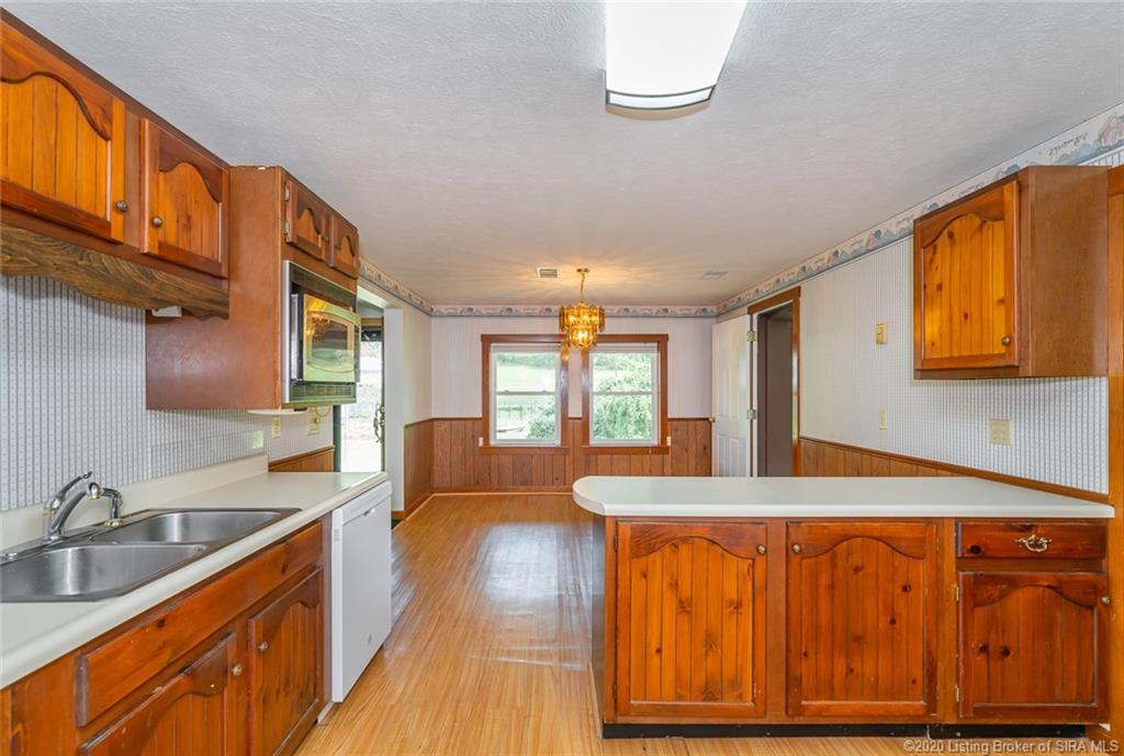 1006 Valley View Road Southwest Corydon, IN 47112 - Photo 25 of 50 Gallery Image 25
