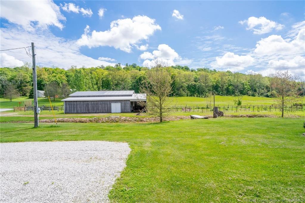 1006 Valley View Road Southwest Corydon, IN 47112 - Photo 5 of 50 Gallery Image 5