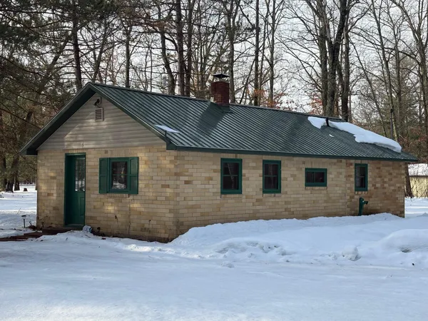 $195,000 | 19248 Caberfae Highway, Wellston, MI 49689