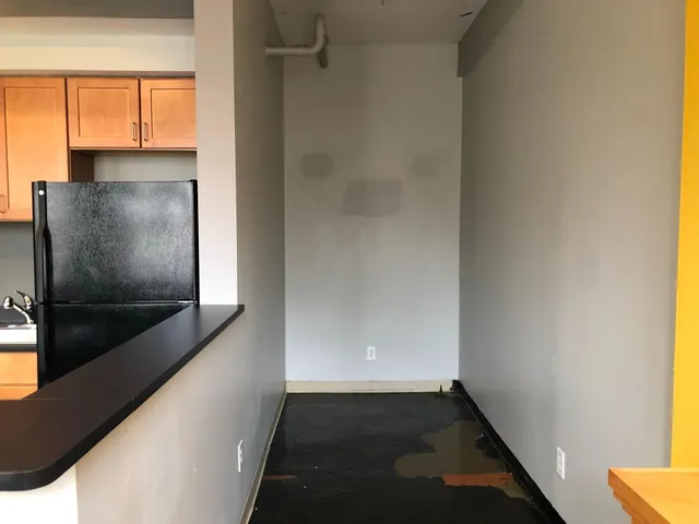 $85,900 | 488 Wabasha Street North, Unit 201, St. Paul, MN 55101