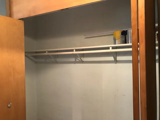 $85,900 | 488 Wabasha Street North, Unit 201, St. Paul, MN 55101