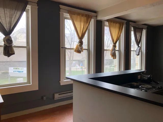 $85,900 | 488 Wabasha Street North, Unit 201, St. Paul, MN 55101