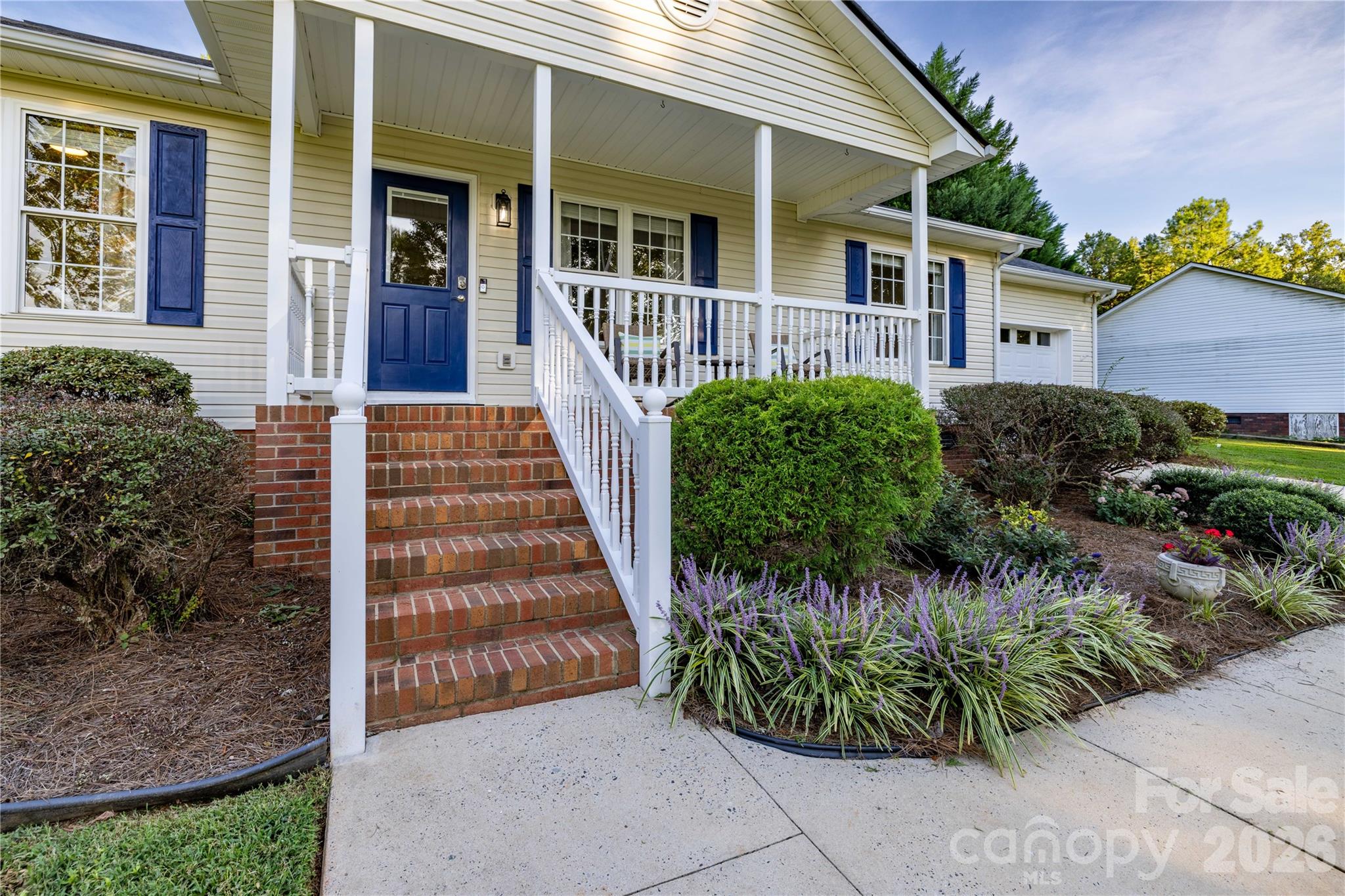 32802 Austin Road New London, NC 28127 - Photo 4 of 28 Gallery Image 4