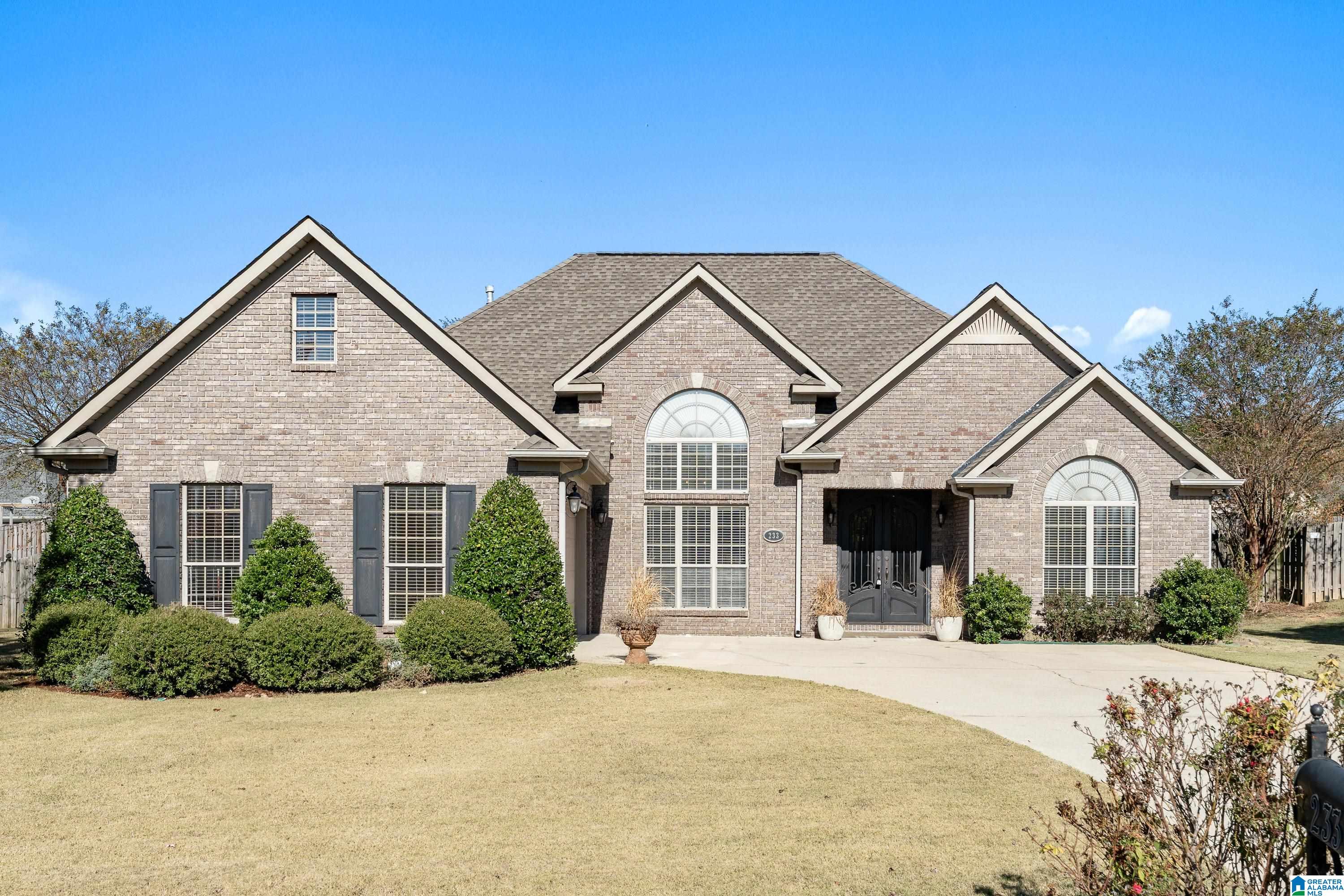 233 Queens Gate Alabaster, AL 35114 - Photo 1 of 49
