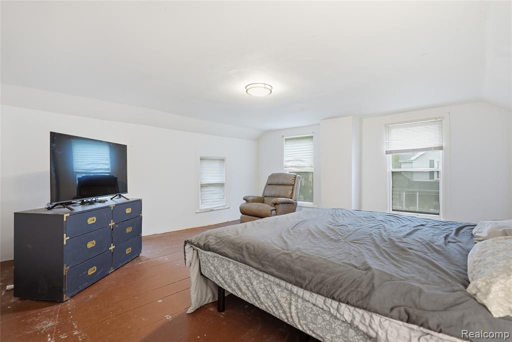 6339 Denton Road Belleville, MI 48111 - Photo 37 of 64