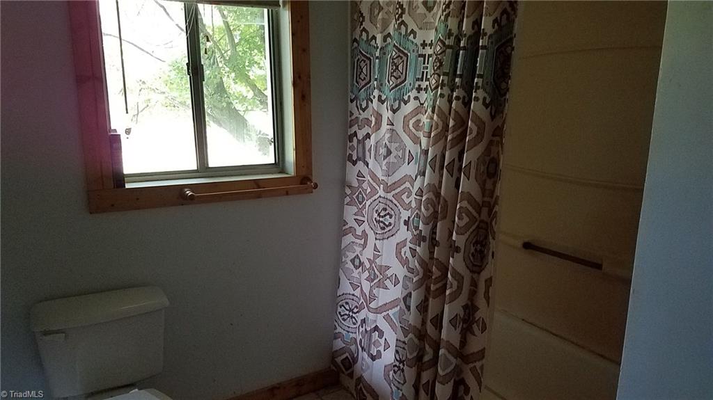 1955 Dobbins Mill Road Elkin, NC 28621 - Photo 17 of 20 Gallery Image 17