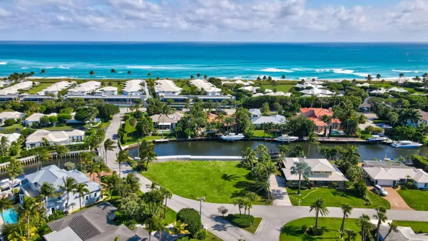 $3,799,000 | 25 Sabal Island Drive, Ocean Ridge, FL 33435