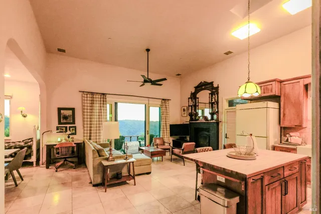 $2,199,000 | 19801 Kelly Road, Geyserville, CA 95441