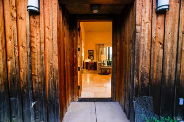 $2,199,000 | 19801 Kelly Road, Geyserville, CA 95441