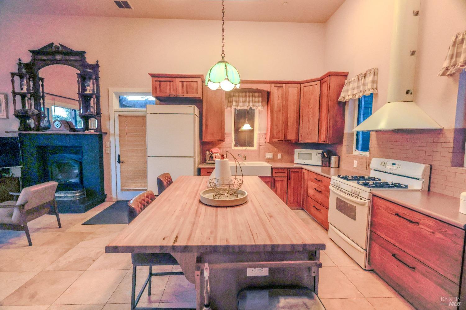 19801 Kelly Road Geyserville, CA 95441 - Photo 34 of 84