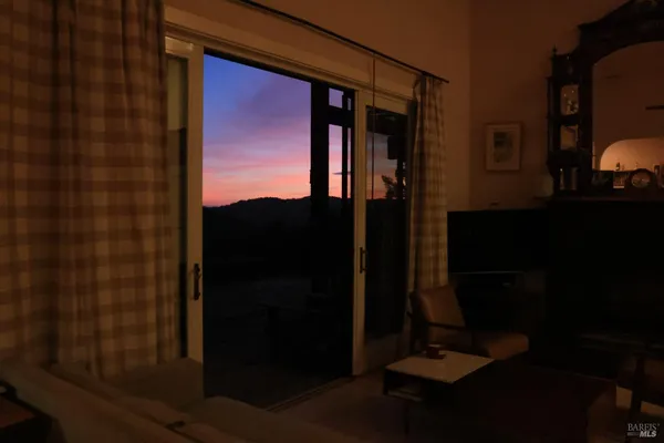 $2,199,000 | 19801 Kelly Road, Geyserville, CA 95441