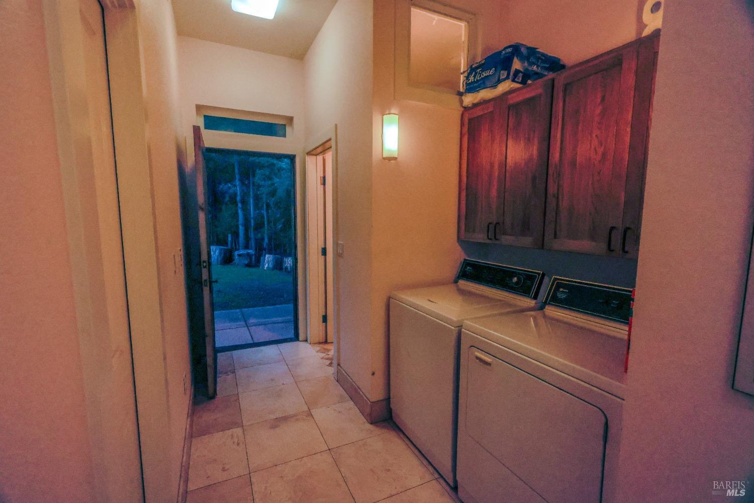 19801 Kelly Road Geyserville, CA 95441 - Photo 45 of 84