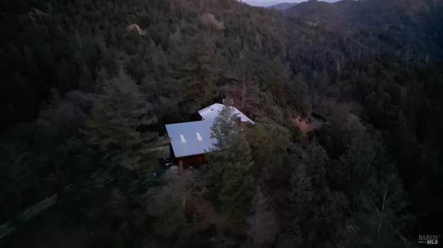 $2,199,000 | 19801 Kelly Road, Geyserville, CA 95441