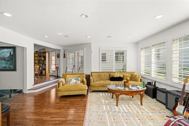 $4,974,999 | 2775 Motor Avenue, Los Angeles, CA 90064