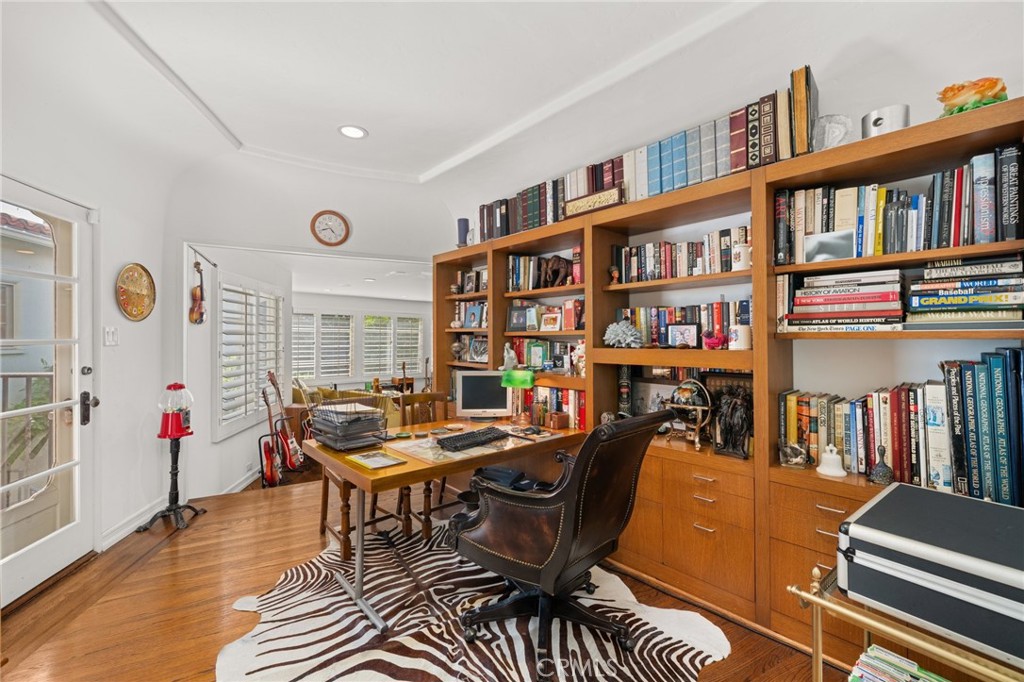 2775 Motor Avenue Los Angeles, CA 90064 - Photo 12 of 55