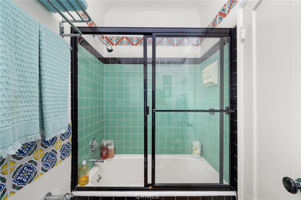 2775 Motor Avenue Los Angeles, CA 90064 - Photo 20 of 55