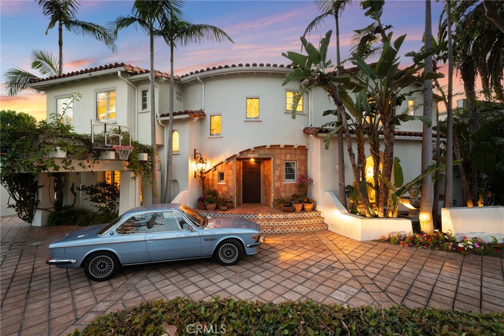 2775 Motor Avenue Los Angeles, CA 90064 - Photo 2 of 55