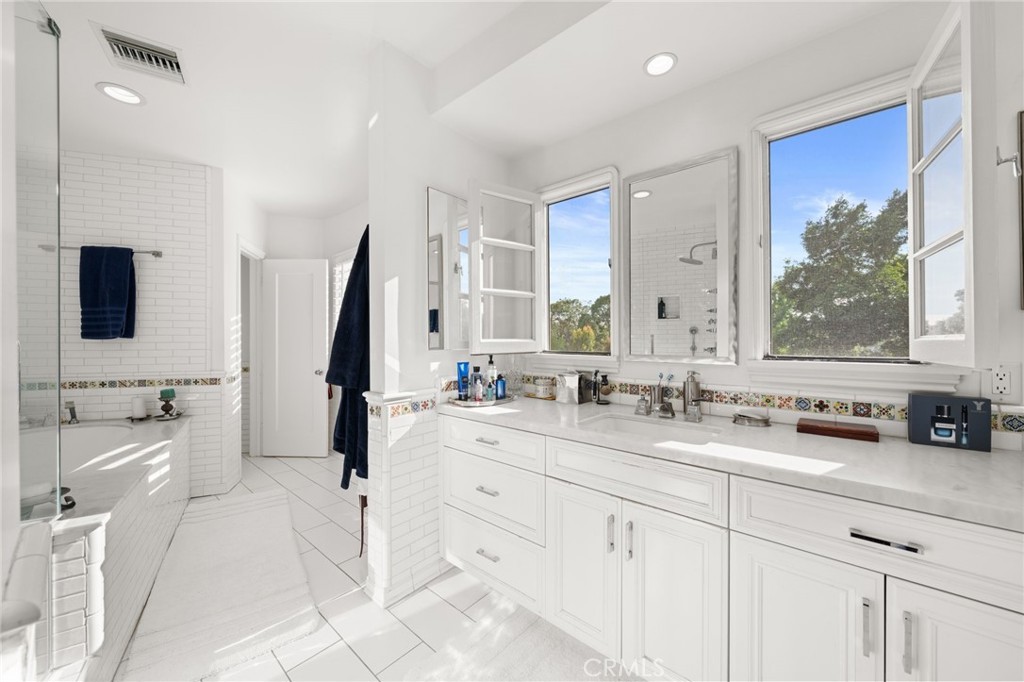 2775 Motor Avenue Los Angeles, CA 90064 - Photo 27 of 55