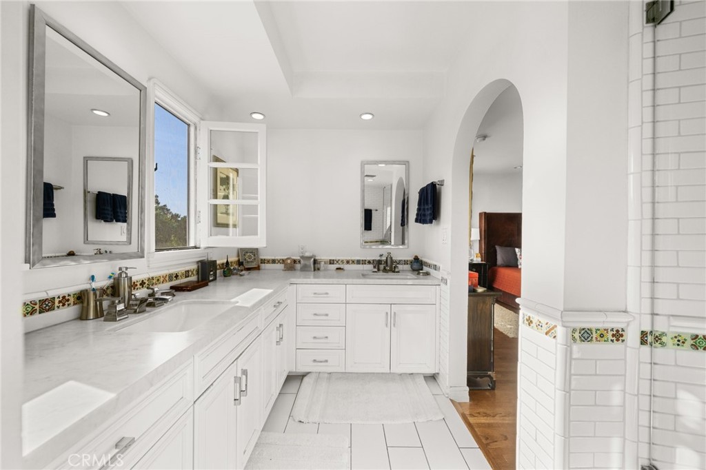 2775 Motor Avenue Los Angeles, CA 90064 - Photo 29 of 55